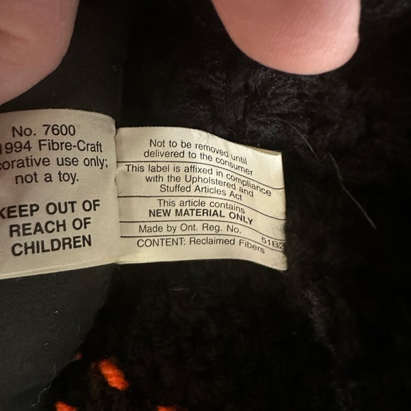 Vintage 1994 Tilda Witch Old Lady Crochet Orange Black Halloween - Picture 14 of 16